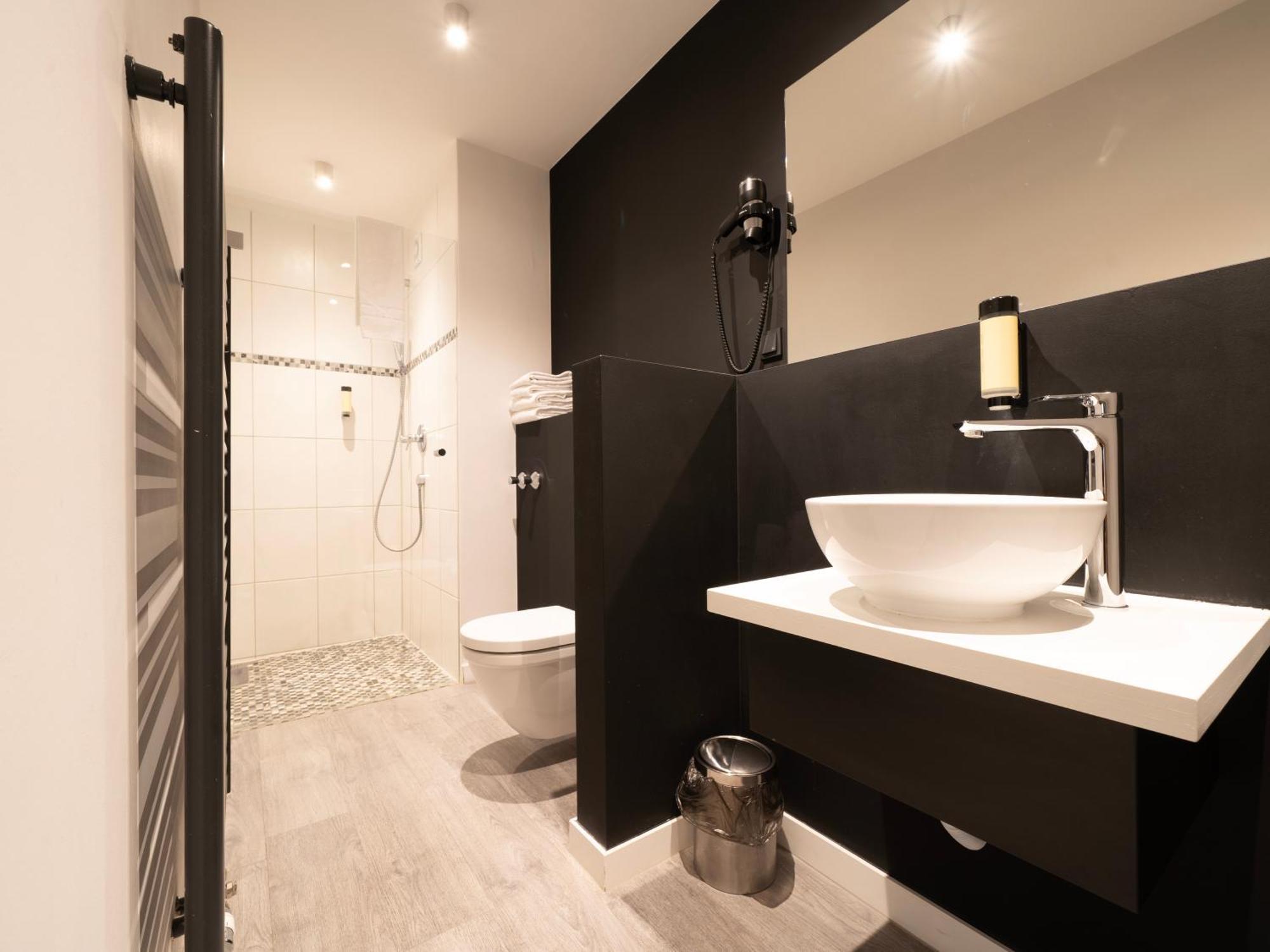 Juststay Ratingen Hotel & Apartments Kültér fotó
